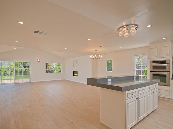 5th image of 6532 Cleomoore Ave