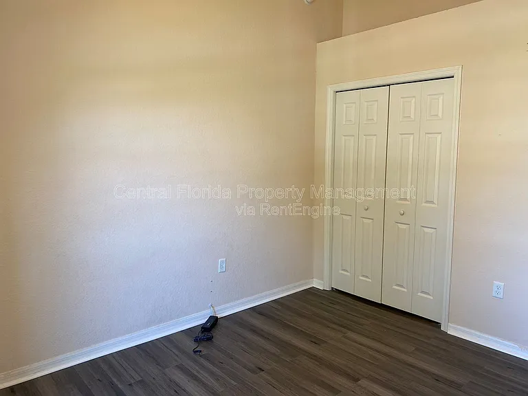 250 Highland Meadows Ct — Photo 14