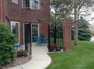 1522 Hunter Hill Rd, Hudson, WI 54016