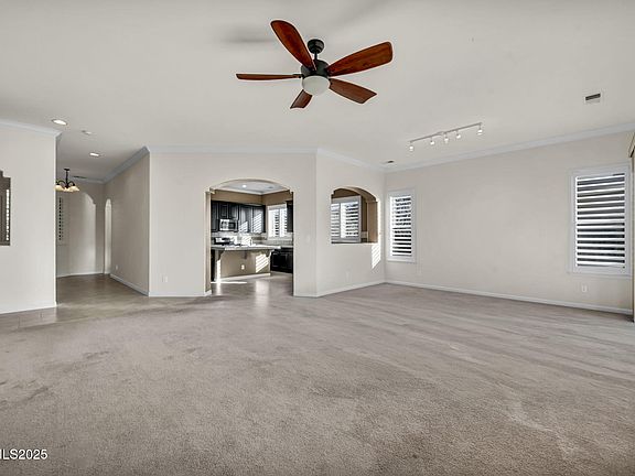 5th image of 609 Saint Andrews Dr