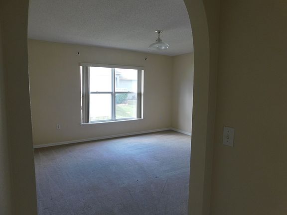 4th image of 1141 Royal Marquis Cir