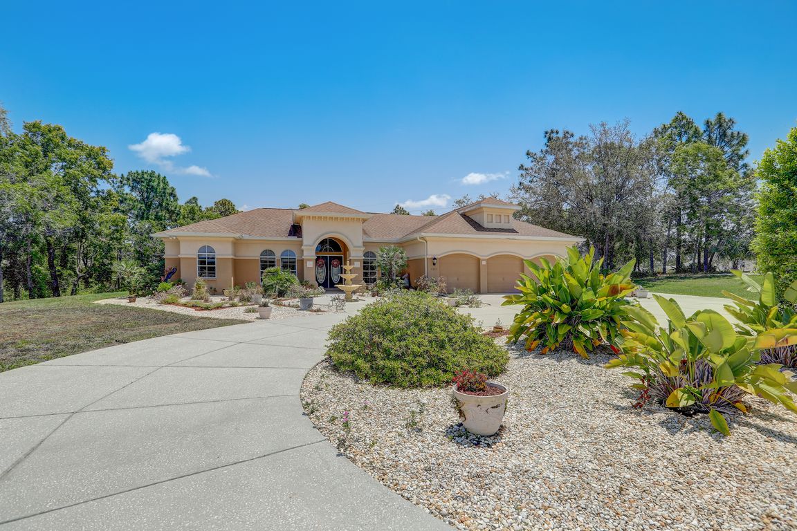 11335 Woodland Waters Blvd, Weeki Wachee, FL 34613 Zillow