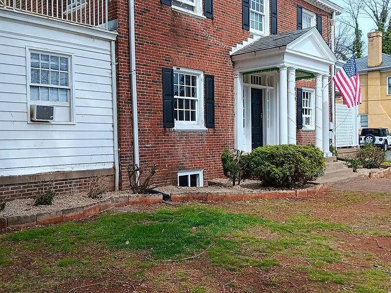 619 Cabell Ave — Photo 2