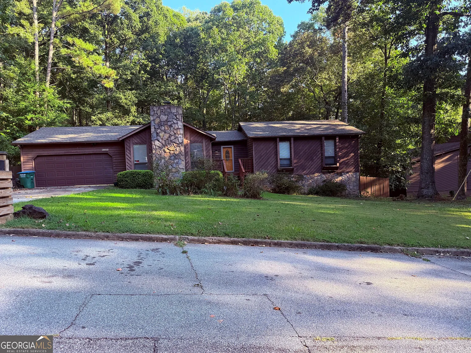 3 bed, 2.0 bath, 1414 sqft, $1,950 — Photo 1