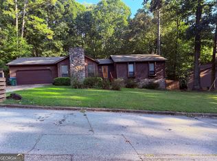 3443 Deshong Dr, Stone Mountain, GA 30087