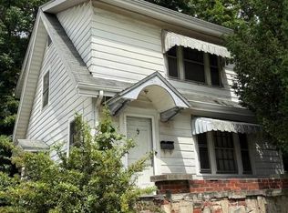 2017 M St, Bedford, IN 47421