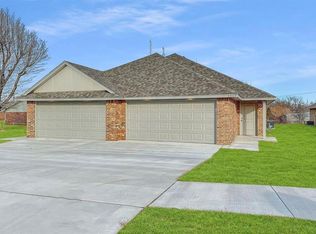3309 S 23rd St, Chickasha, OK 73018