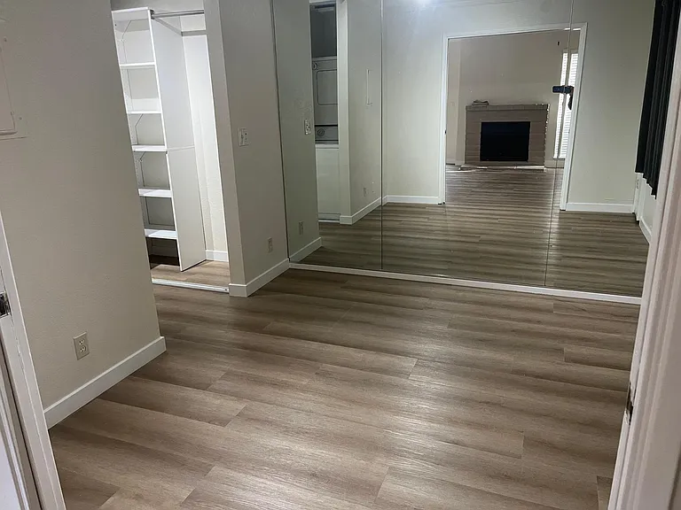 1001 La Terrace Cir — Photo 16