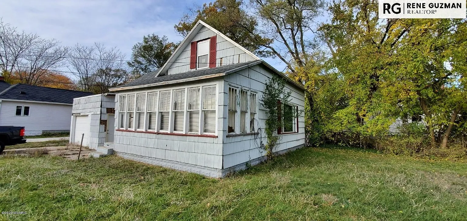 2018 Lawnel Ave photo 1