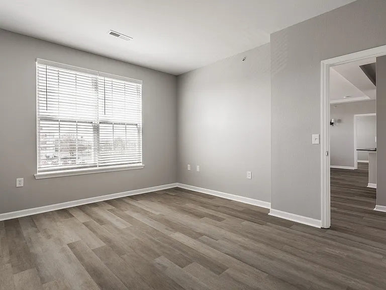 1411 Fairfax Manor Dr — Photo 9