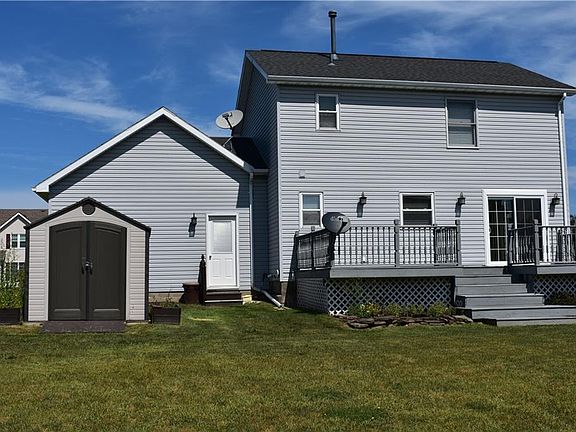 5th image of 121 Delaina Rose Cir
