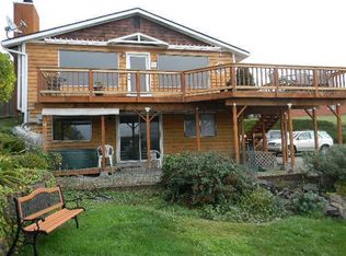 999 Diamantina Ln, Camano Island, WA 98282