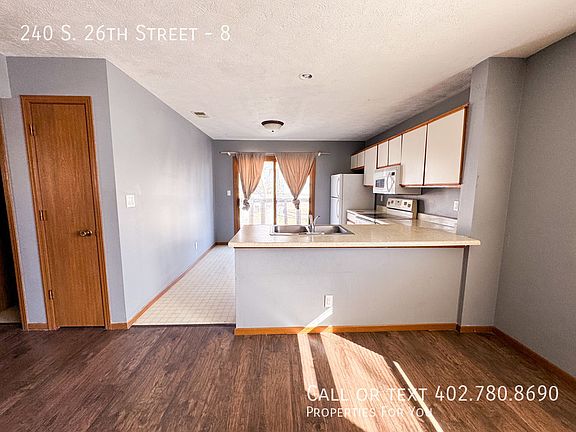 4th image of 240 S 26th St APT 8