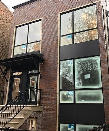2nd image of 1438 W Catalpa Ave #201