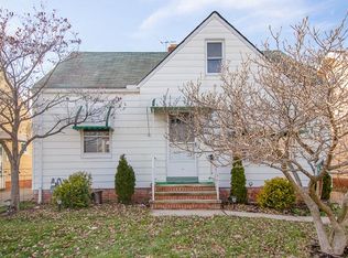 5244 W 45th St, Parma, OH 44134