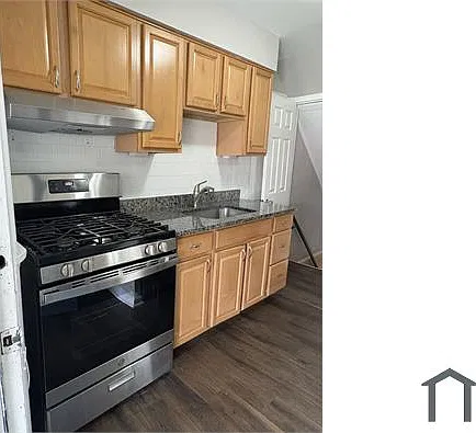 3 bed, 1536 sqft, $2,395 — Photo 4