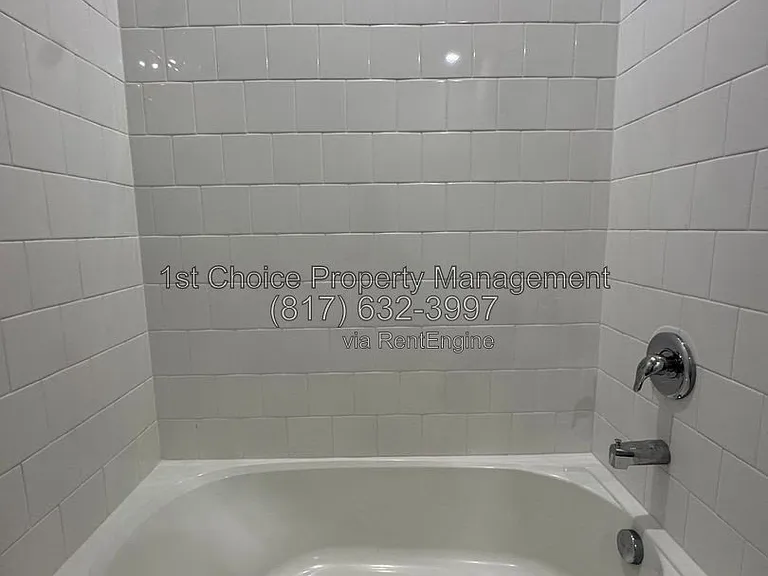 912 Rothville Ln — Photo 27