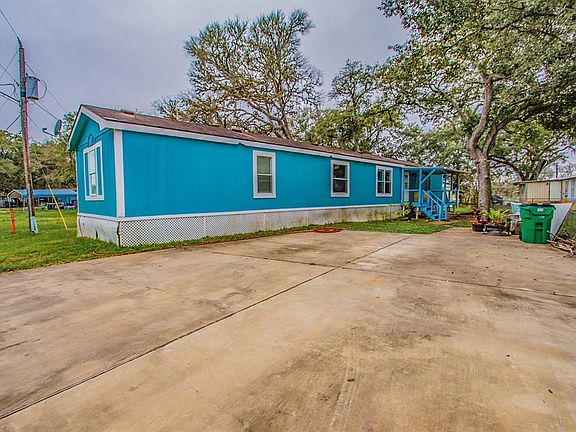 2nd image of 2745 Shady Creek Ln