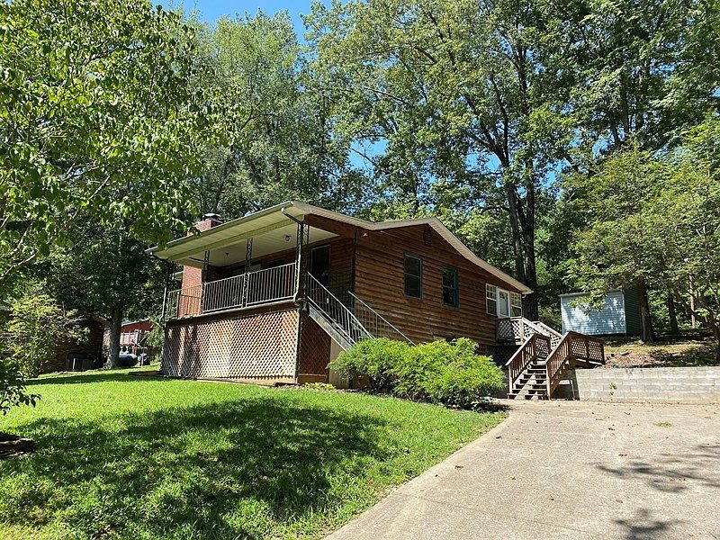 1st image of 308 Holiday Dr