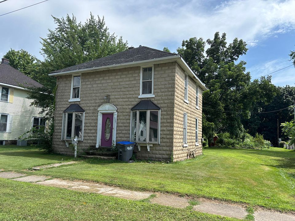 2nd image of 605 E West St