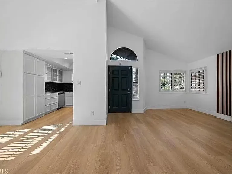 6708 Plaquemines Dr — Photo 5