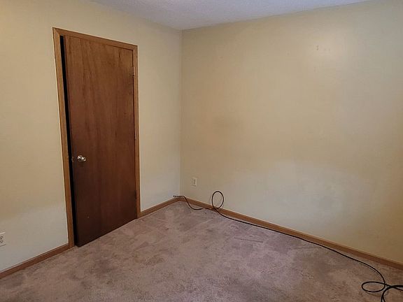 4th image of 223 3rd St NW #C
