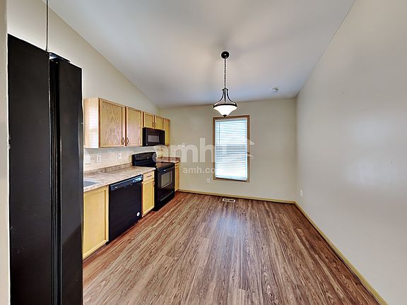 3rd image of 5315 John Browning Dr