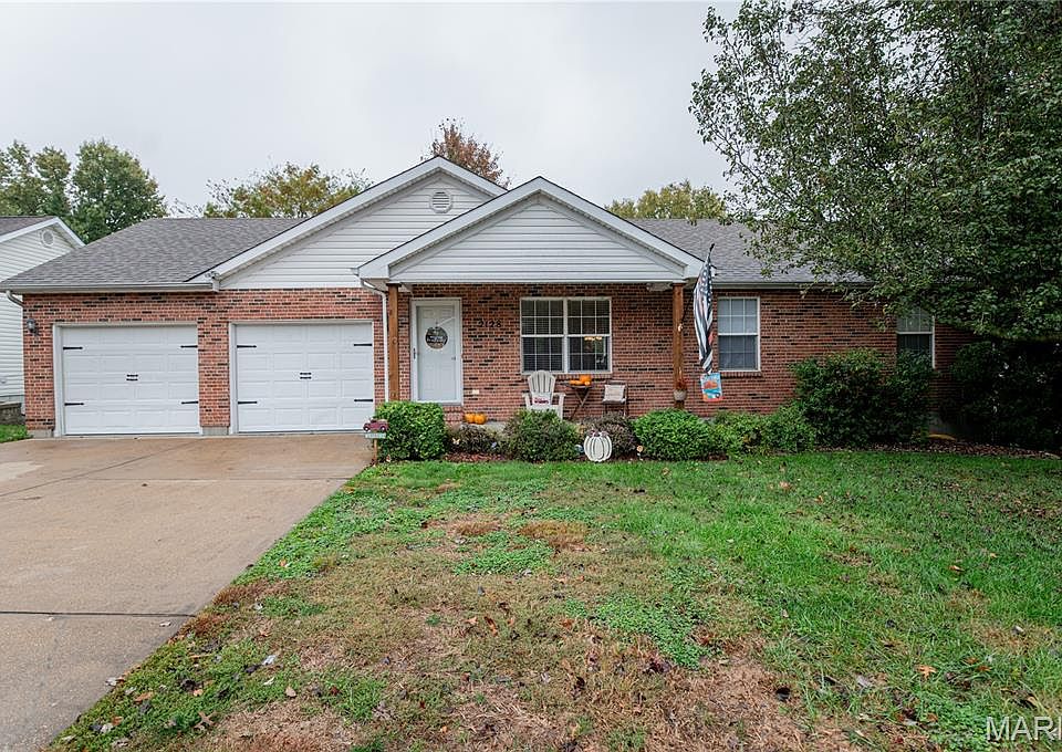 1st image of 2128 Martina Dr