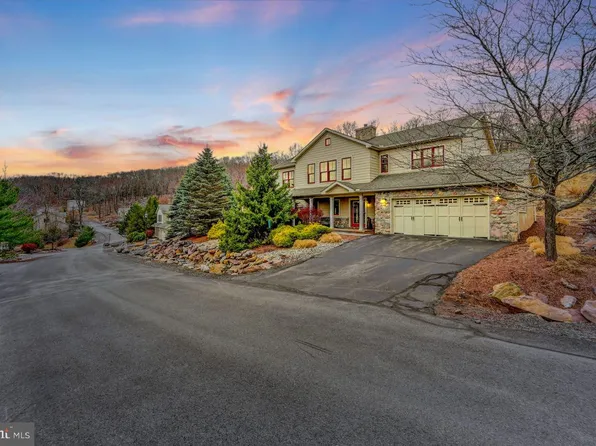 113 Longview Dr, Lake Harmony, PA 18624