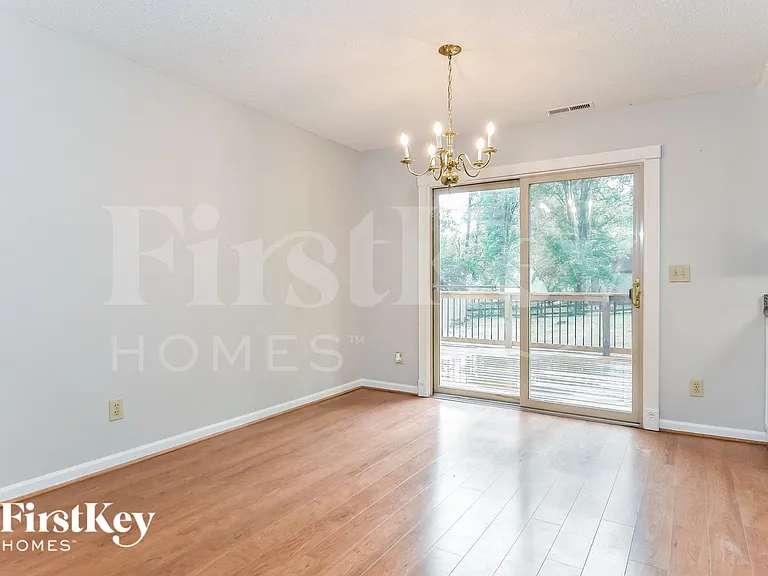 6411 Cardinal Wood Dr — Photo 5