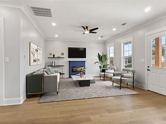 4th image of 6141 Mandeville St