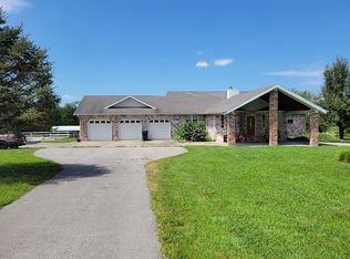 351 S Carroll Rd, Nixa, MO 65714