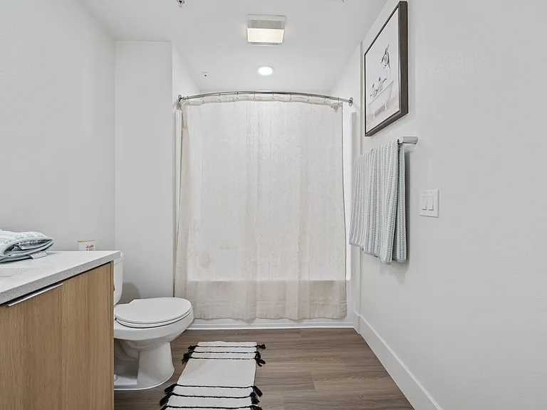 Living at NoHo — Photo 33