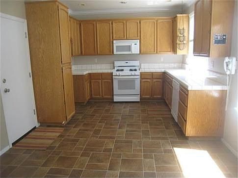 4th image of 1644 Santoni Ln