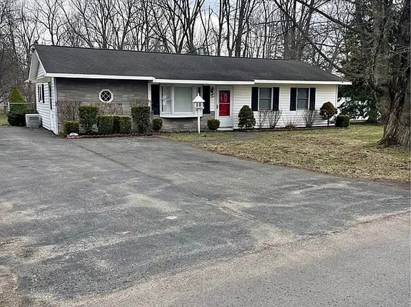 33 Tindall Mnr, Clinton, NY 13323