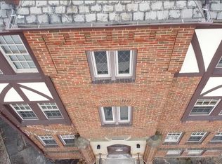 2260 Noble Rd #2, Cleveland, OH 44121