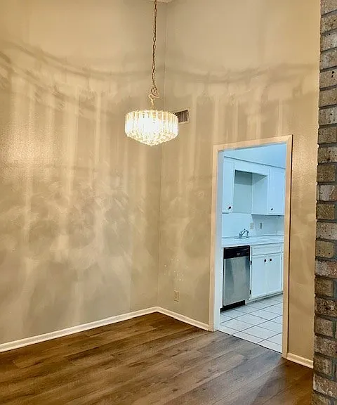 3301 Moss Ct #B — Photo 5