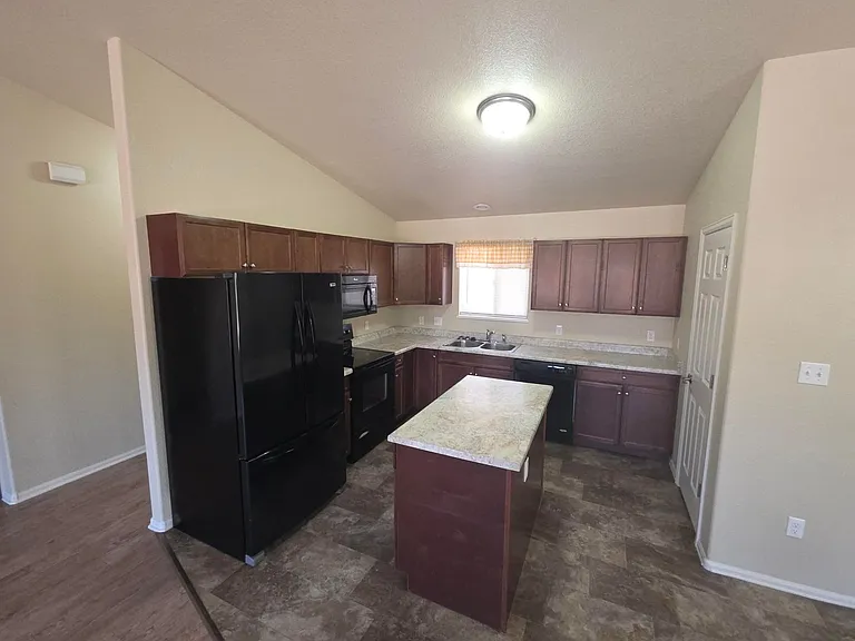 3154 Glendam Dr — Photo 5