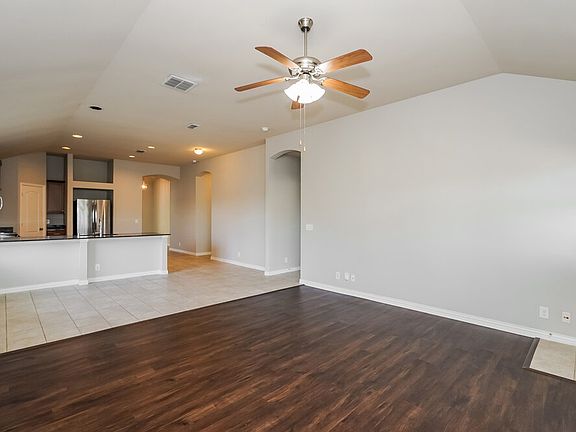 5th image of 4933 Lemon Grove Dr