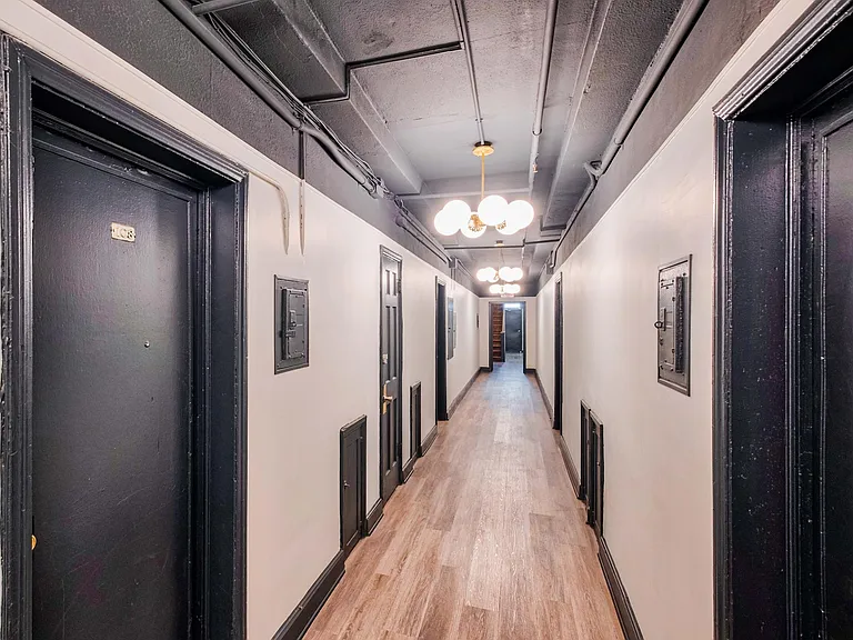 Hollymont Apartments — Photo 29