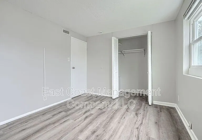 902 Catawba Ct — Photo 11