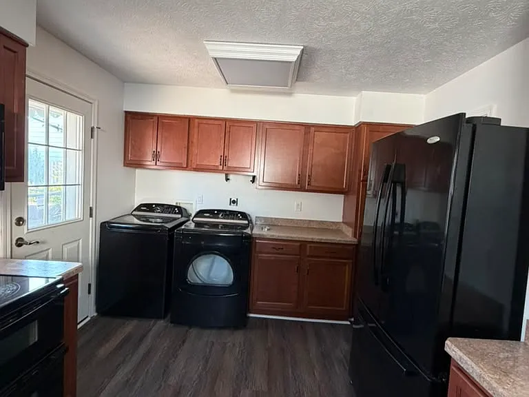 26381 Drakefield Ave — Photo 15