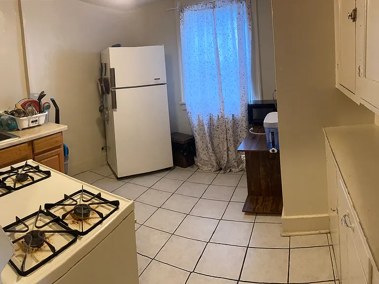 33 Thorndale Ter #A — Photo 6