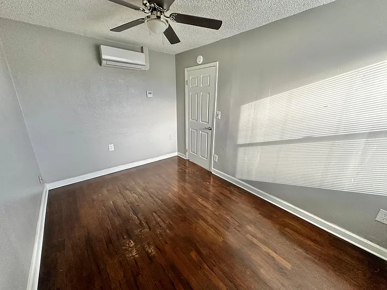 108 N 4th Ave #6 — Photo 8