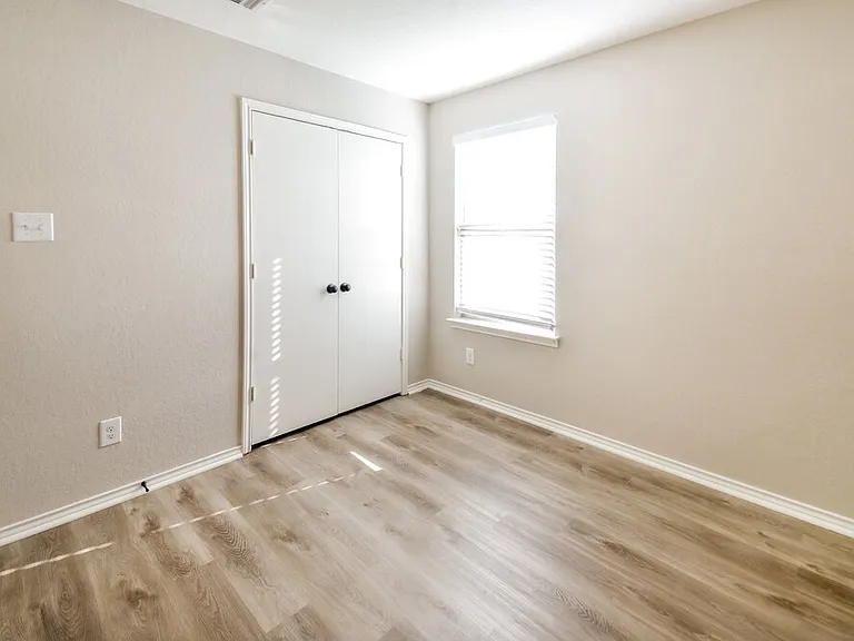 6839 Loma Blanca — Photo 18
