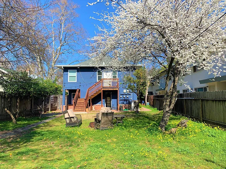 2612 F St #A — Photo 5