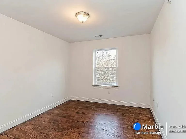 317 14th Ave #3 — Photo 17