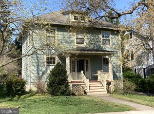 7104 45th St, Chevy Chase, MD 20815