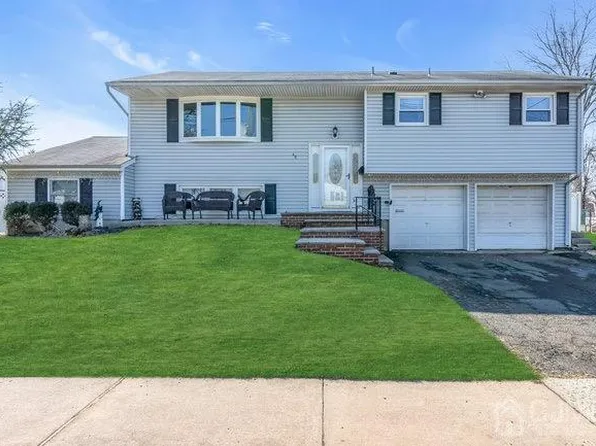 40 Partch Pl, Edison, NJ 08817