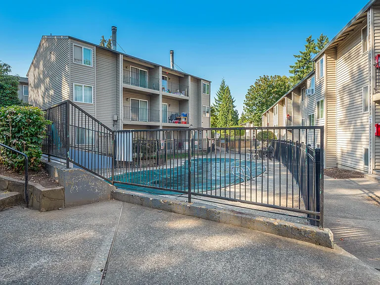 Quail Ridge Apartments — Photo 2